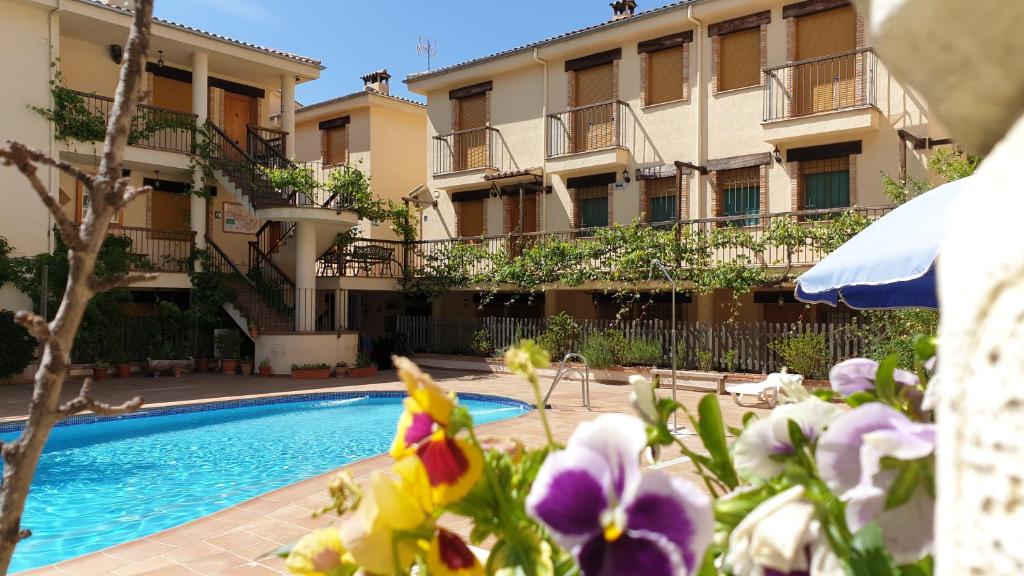 Apartamentos Valle del Guadalquivir en Arroyo Frío con piscina y vistas a la Sierra de Cazorla